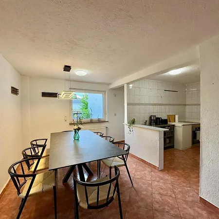 Apartment0 Fuer 10 Handwerker&monteure In Mit Parkplatz & Wlan Appartement Lampertheim