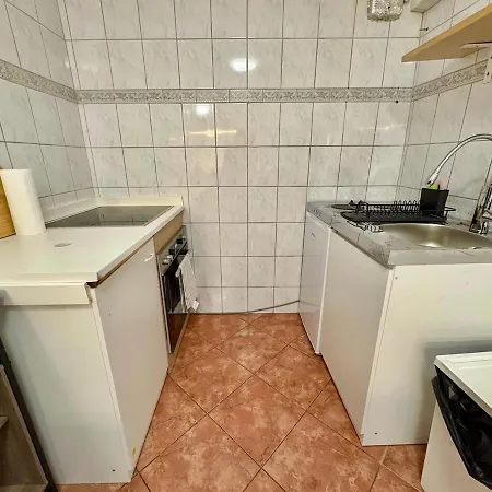 Apartment0 Fuer 10 Handwerker&monteure In Mit Parkplatz & Wlan Appartement